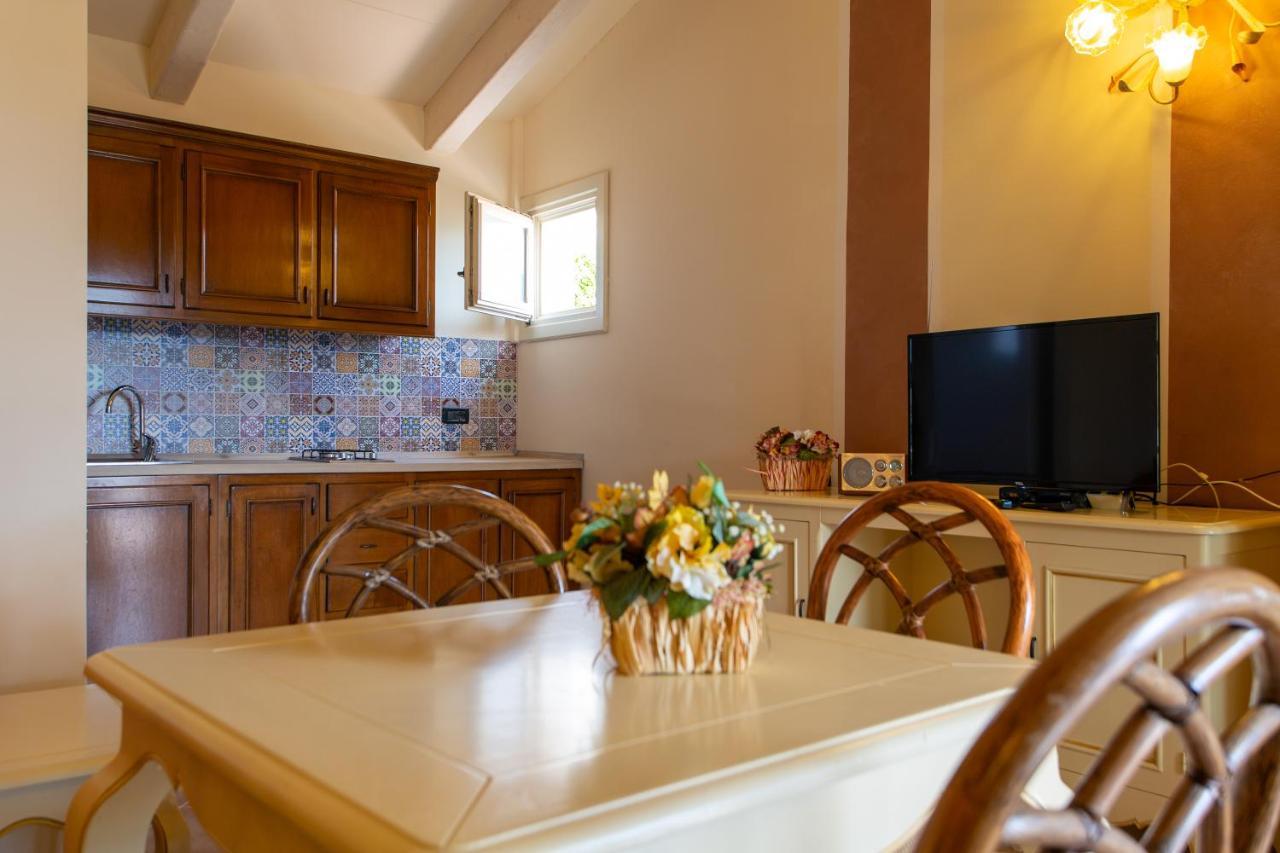Residence Villa Il Casale - Appartamenti Wellness E Piscina Riscaldata Tovo San Giacomo エクステリア 写真