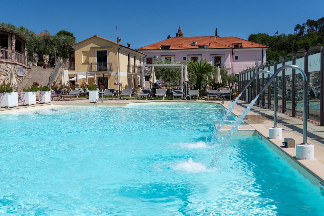 Residence Villa Il Casale - Appartamenti Wellness E Piscina Riscaldata Tovo San Giacomo エクステリア 写真