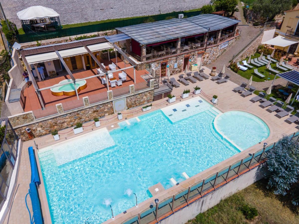 Residence Villa Il Casale - Appartamenti Wellness E Piscina Riscaldata Tovo San Giacomo エクステリア 写真