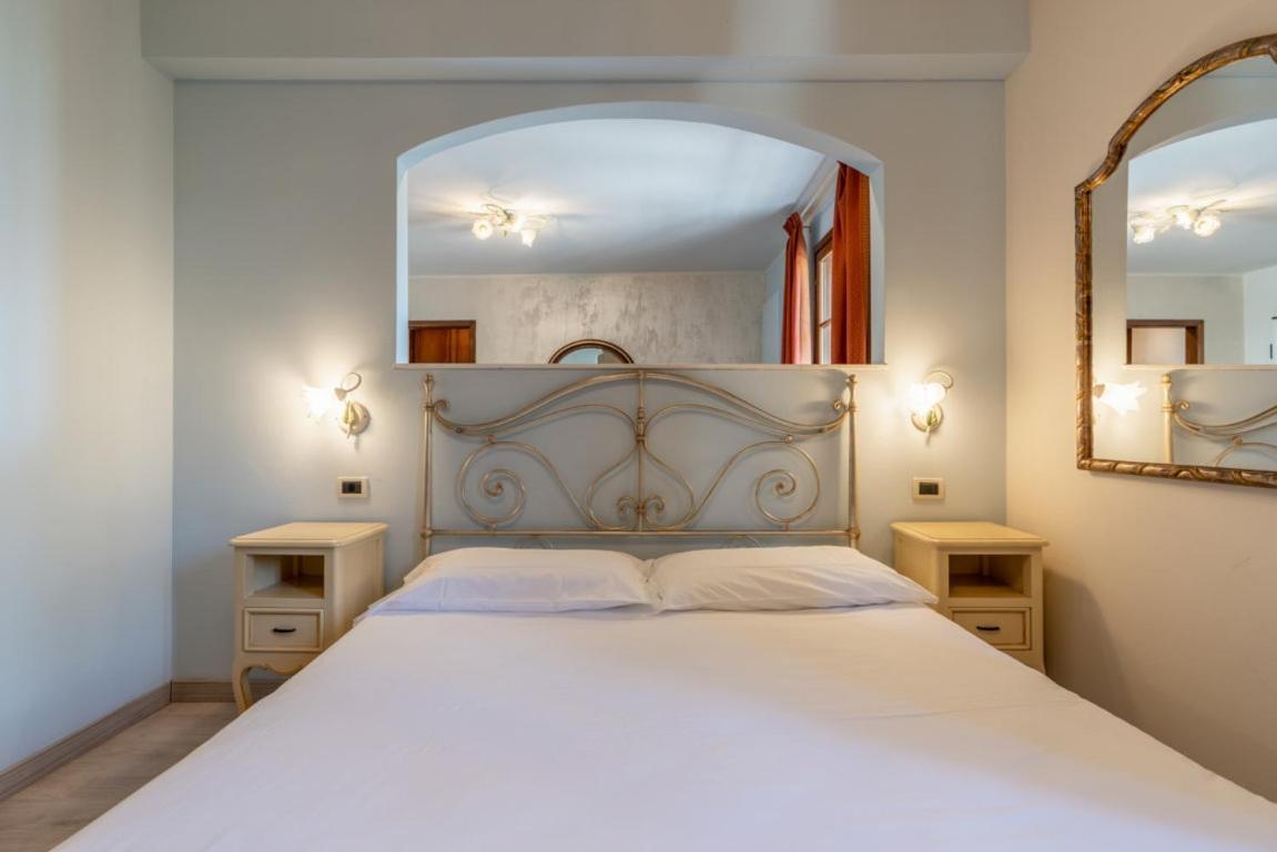 Residence Villa Il Casale - Appartamenti Wellness E Piscina Riscaldata Tovo San Giacomo エクステリア 写真