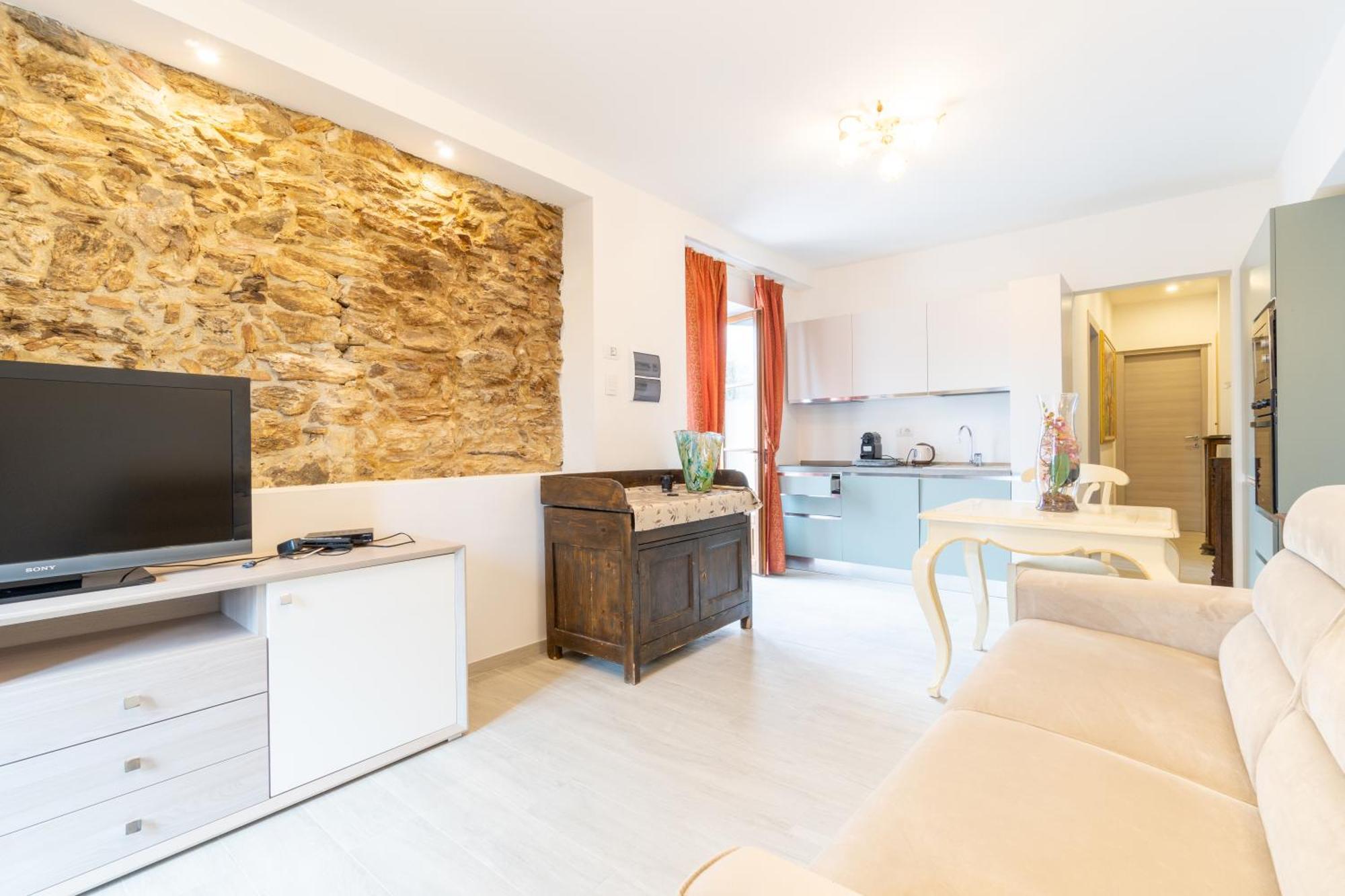 Residence Villa Il Casale - Appartamenti Wellness E Piscina Riscaldata Tovo San Giacomo エクステリア 写真