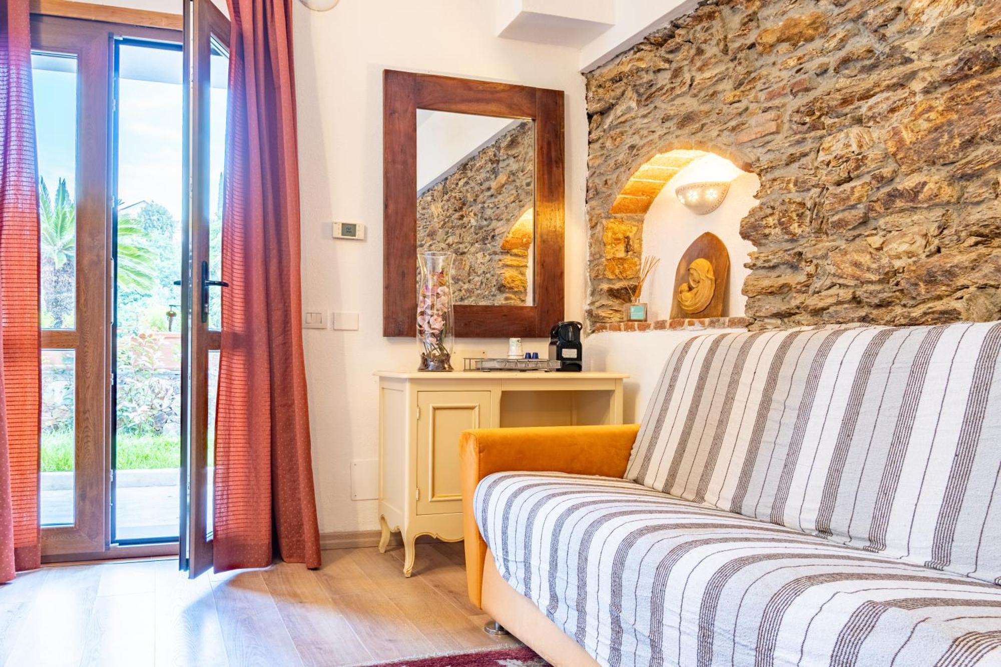 Residence Villa Il Casale - Appartamenti Wellness E Piscina Riscaldata Tovo San Giacomo エクステリア 写真